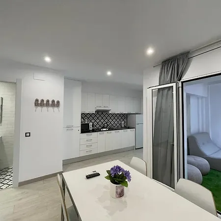 Rainbow By Blausitges Appartement *