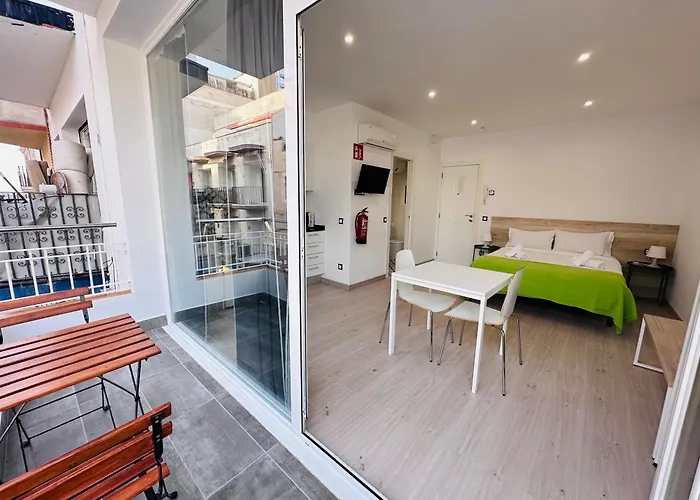 Rainbow By Blausitges Сиджес