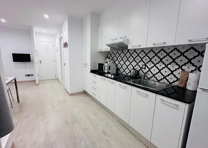 Rainbow By Blausitges 锡切斯